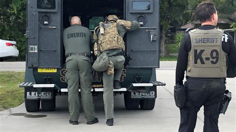 Ten Hour Swat Standoff Ends With Arrest Of Aggravated Assault Suspect