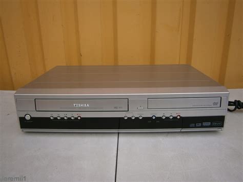 Vhs Na Dvd Toshiba Combo Nagrywarka Dvd Vhs D Vr