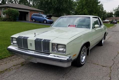 Curbside Classic 1979 Oldsmobile Cutlass Supreme Brougham Adulting 1970s Style Curbside