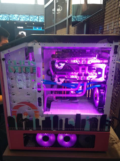 Found A Cool Pc At Iem Chicago Rvaporwaveaesthetics