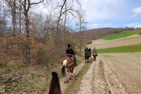 Trekking Di Due Giorni 6 E 7 Maggio Escursioni A Cavallo