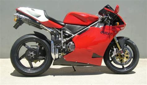 Ducati 996R