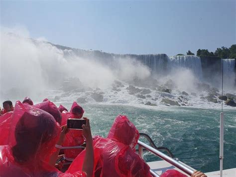 Niagara Falls: First Behind The Falls Tour & Boat Cruise