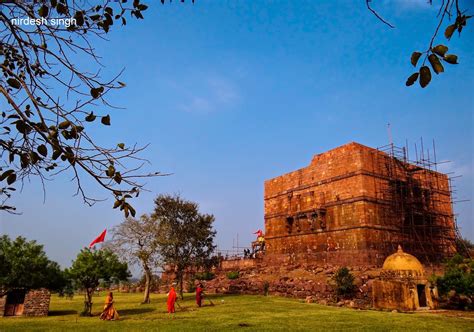 Just Tripping!: King Sized Bhojpur Temple - The Incomplete Last Act