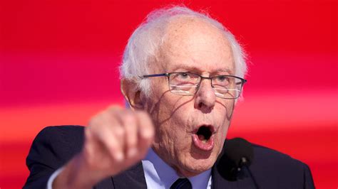 Bernie Sanders Hekelt De Democratische Partij En Noemt De Campagne