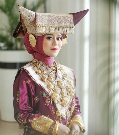 Detail Gambar Baju Adat Sumatera Koleksi Nomer 7