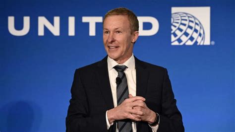 United Airlines CEO addresses recent dangerous incidents - Good Morning ...