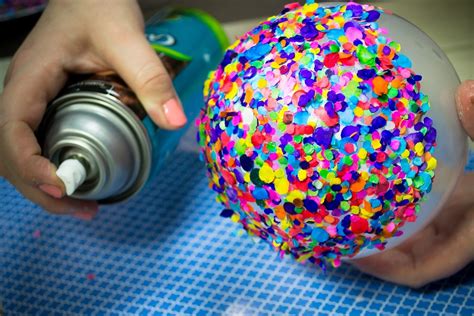 Cómo Decorar Globos con Confeti