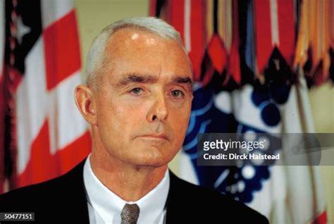 Us Clinton Mccaffrey Drugs Photos and Premium High Res Pictures - Getty ...