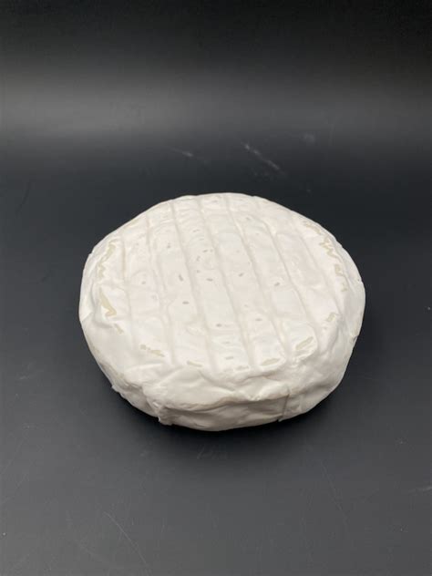 Camembert Di Bufala Fromagers Du Mont Royal Dominique Bouchait