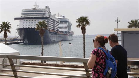 Alicante Bate Su R Cord De Recepci N De Cruceros Y Turistas En El Mes