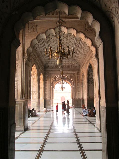 Badshahi Masjid Inside