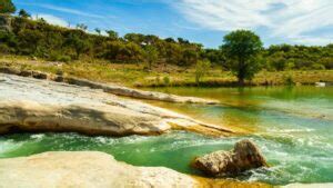 The ULTIMATE Texas Hill Country Waterfalls Road Trip 😍