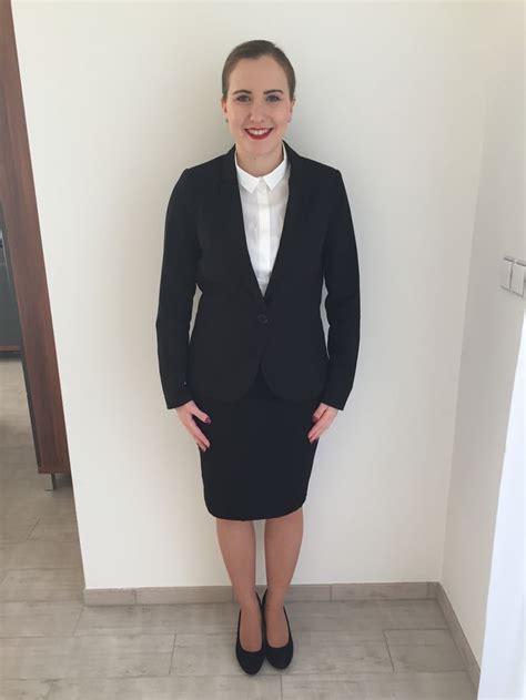 Cabin Crew Assessment Day Cv Reviews And Emirates Qatar And Etihad