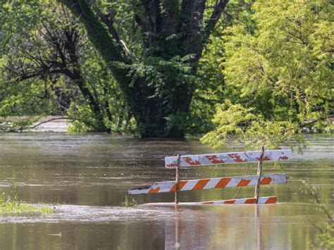 Don't let the Kansas tornado decline fool you. Flooding kills more ...