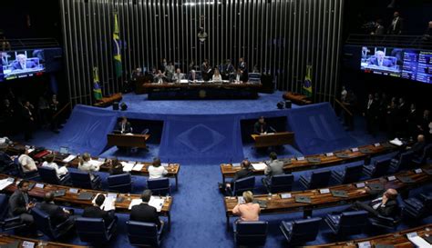 Senado De Brasil Aprueba Continuar Juicio Contra Rousseff