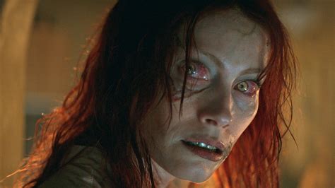 Evil Dead Rise a la película de terror elogiada por Stephen King no le