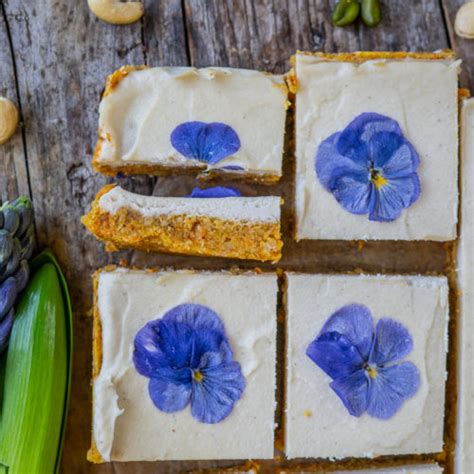 Raw Carrot Cake Gesunder Veganer Karottenkuchen Mrs Flury