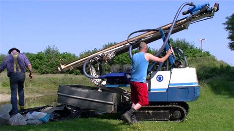 Boren Waterput En Plaatsen Zwengelpomp Struunpad Koekangerveld 04 Juni 2016 Youtube