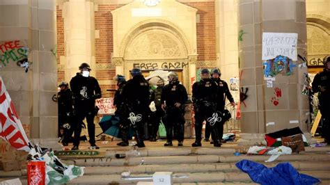 Calif Law Enforcement Operation Breaches Ucla Protest Encampment