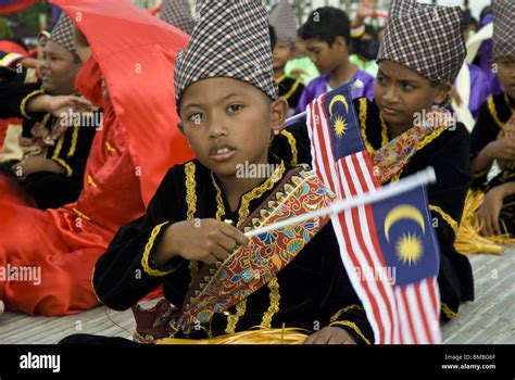 Merdeka square flag hi-res stock photography and images - Alamy