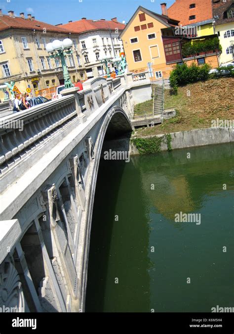 Dragon bridge in Ljubljana (3 Stock Photo - Alamy