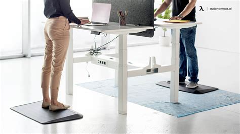 What Is the Best Standing Desk Mat for Your Ergonomic Workspace?