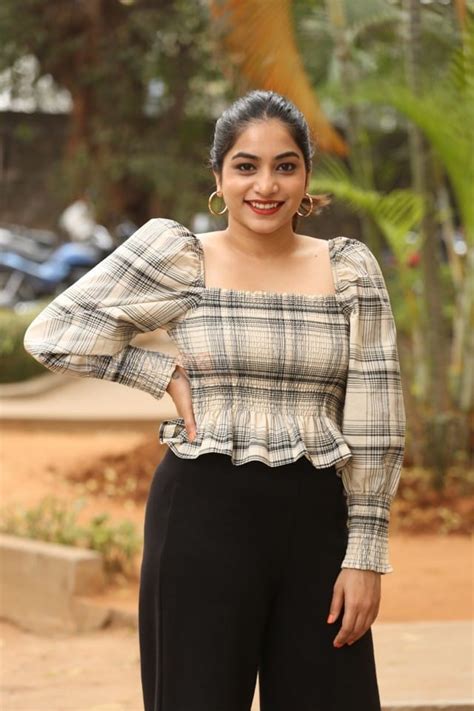 Actress Punarnavi Bhupalam At Oka Chinna Viramam Press Meet Photos 02