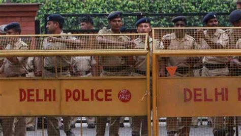 Delhi Cops Pose As Insurance Agents To Crack 25 Year Old Murder Case