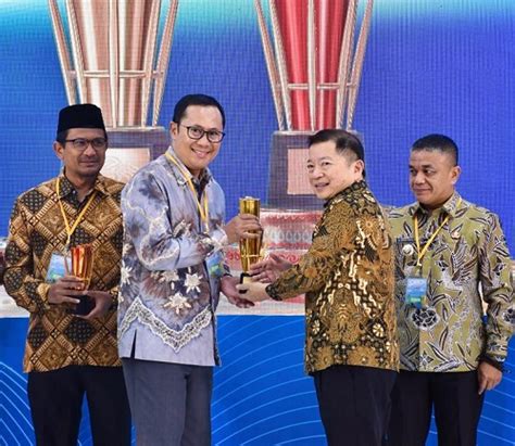 Kota Sukabumi Raih Penghargaan Pembangunan Daerah Terbaik Ke I Se