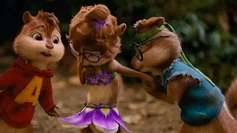 Image Simone Kissing Jeanettes Hand  Alvin And The Chipmunks