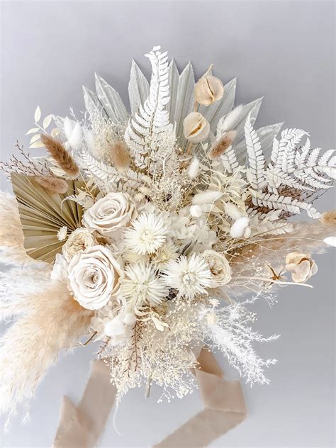 Dried Pampas Grass Bridal Bouquet Bride And Bridesmaids Dried Flower Bouquet Wedding Flowers