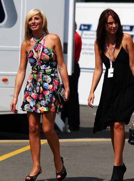 As 30 Melhores Pit Babes Da Fórmula 1 Em Silverstone Inglaterra