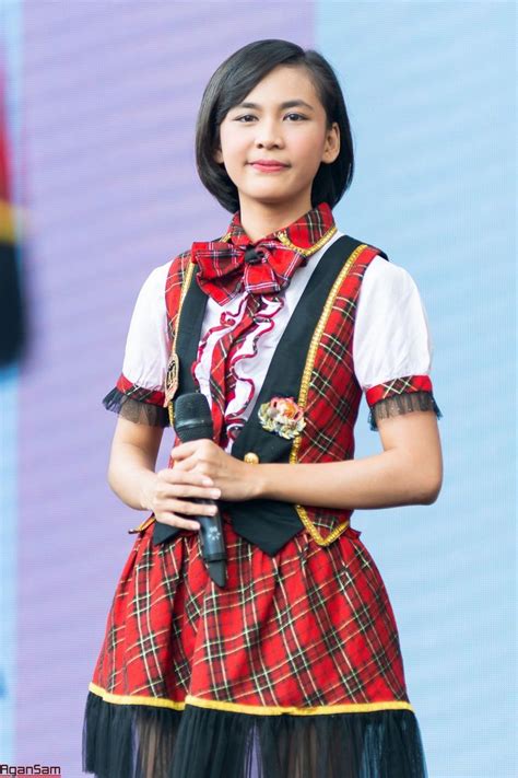 Pin Oleh Sooyaa Di Gita Jkt48 Mode Mode Wanita Wanita