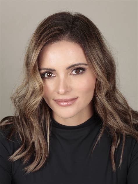 Mandell Maughan (@mandellylace) • Instagram photos and videos