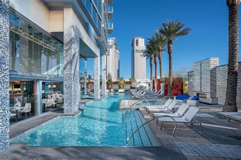 15 Best Las Vegas Hotels with Balcony - 2024 Guide