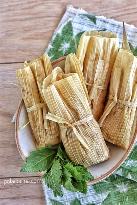 Tamales De Rajas Con Queso Y Pollo Cómo Hacer Tamales De Hoja De Maíz