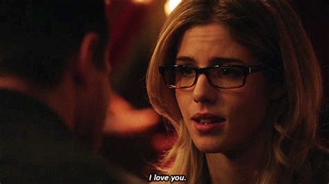 Arrow Love Oliver Queen Felicity Smoak 2793085 500×281