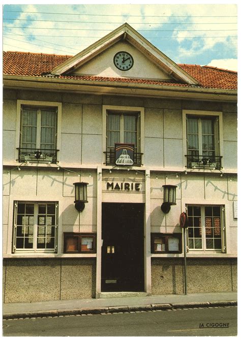 Rungis La Mairie Carte Postale Ancienne Et Vue D Hier Et Aujourd