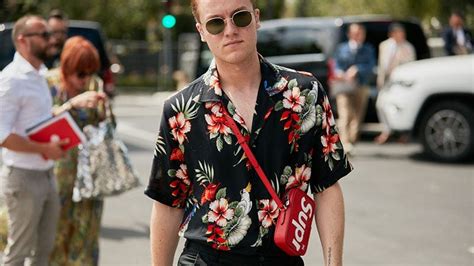 How to Wear a Hawaiian Shirt With Style