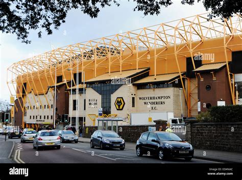 Home of wolverhampton wanderers fc hi-res stock photography and images ...