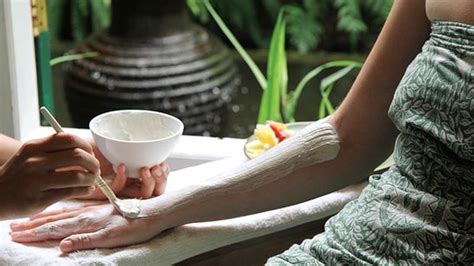 Hand Spa - Bali Botanica, Ayurvedic Spa in Ubud, Bali