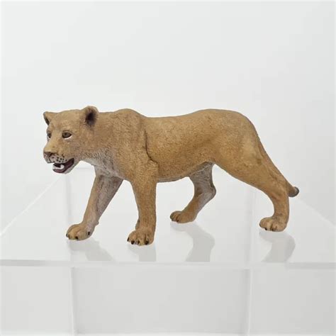 Schleich Young Female Mother Lion Lioness Africa Animal Toy Figure 2013