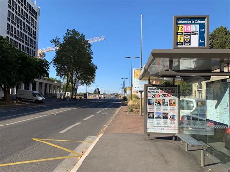 Campagne D Affichage Urbain Pour La Saison L Association Du