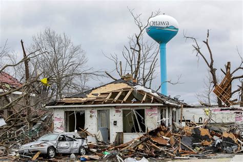 Tornadoes Tear Through Midwest Photos Image 51 Abc News