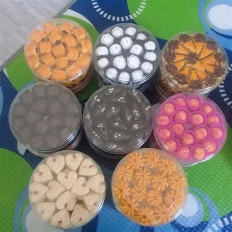 Biskut Raya Padat Padu Food Drinks Homemade Bakes On Carousell