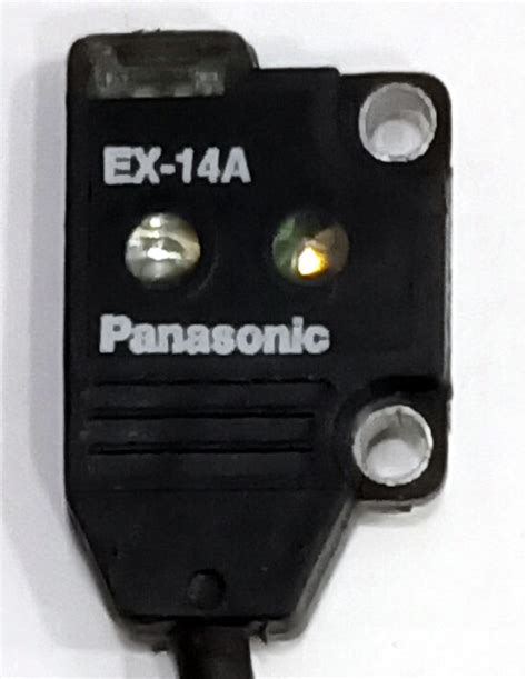 PANASONIC EX 14A NPN 12 24V DC 3 Wires 2 25mm Sensing Range