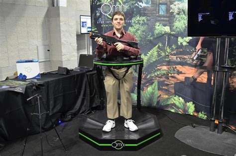 Virtuix Omni VR Treadmill Hands-on and Interview with CEO Jan Goetgeluk ...