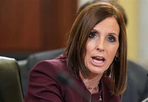 Sen Martha Mcsally Pioneering Air Force Pilot Shows How Stereotypes