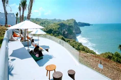 Inilah 5 Tempat Makan Dengan View Terindah Di Jogja 2023 Rbgid